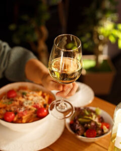 Вино Белое сухое